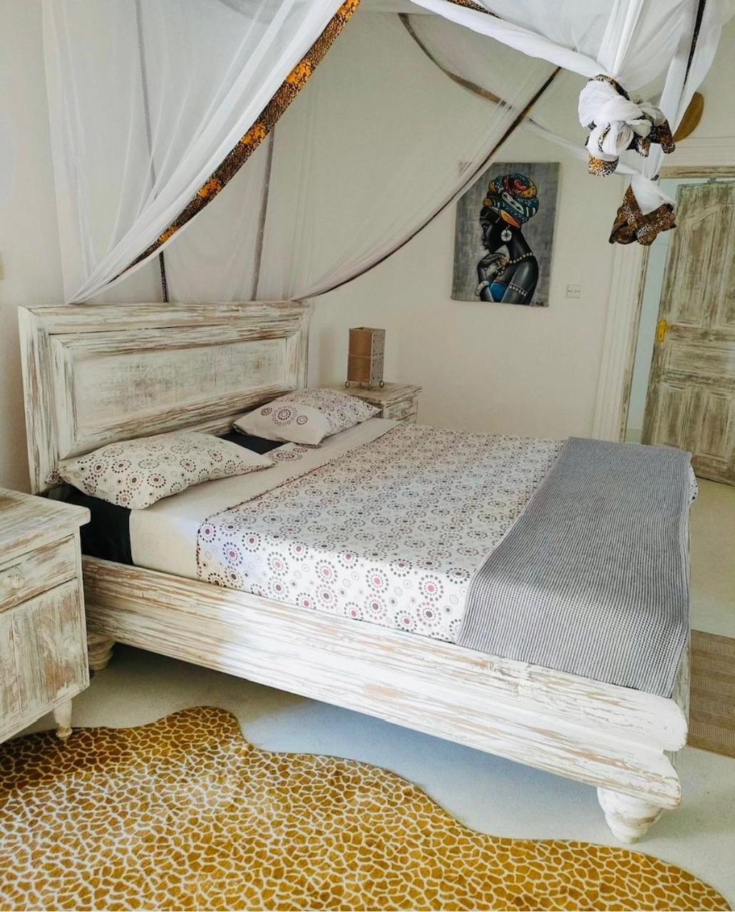 White Nyumba Malindi Apartment Ngoại thất bức ảnh