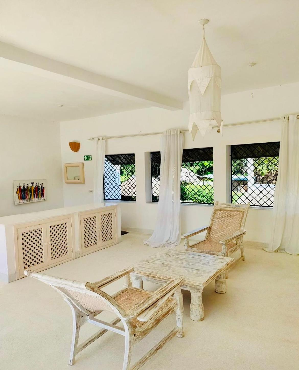 White Nyumba Malindi Apartment Ngoại thất bức ảnh