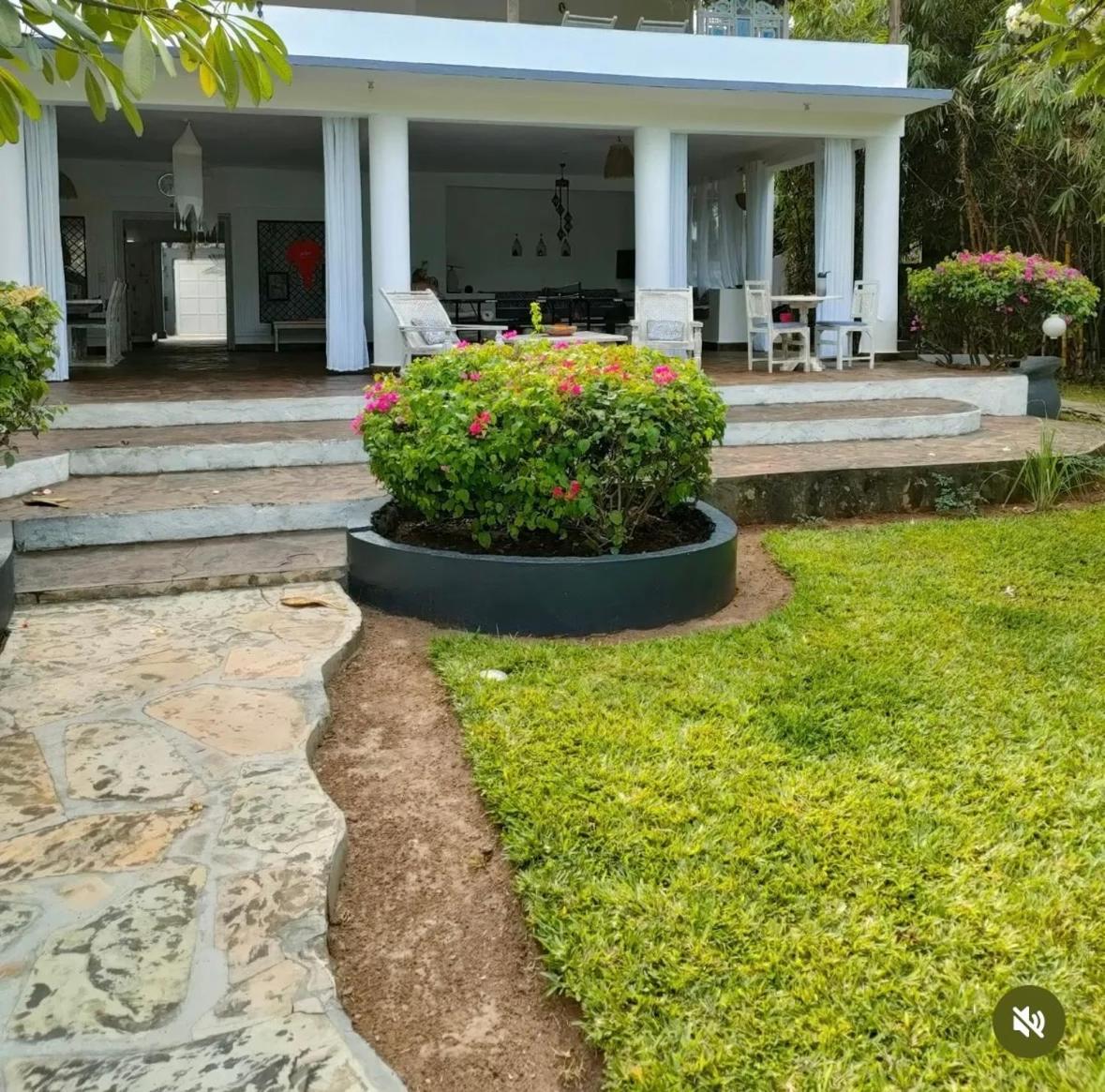 White Nyumba Malindi Apartment Ngoại thất bức ảnh
